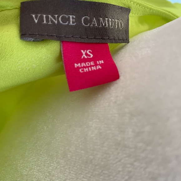 Vince Camuto high low pleat back blouse - Picture 8 of 11